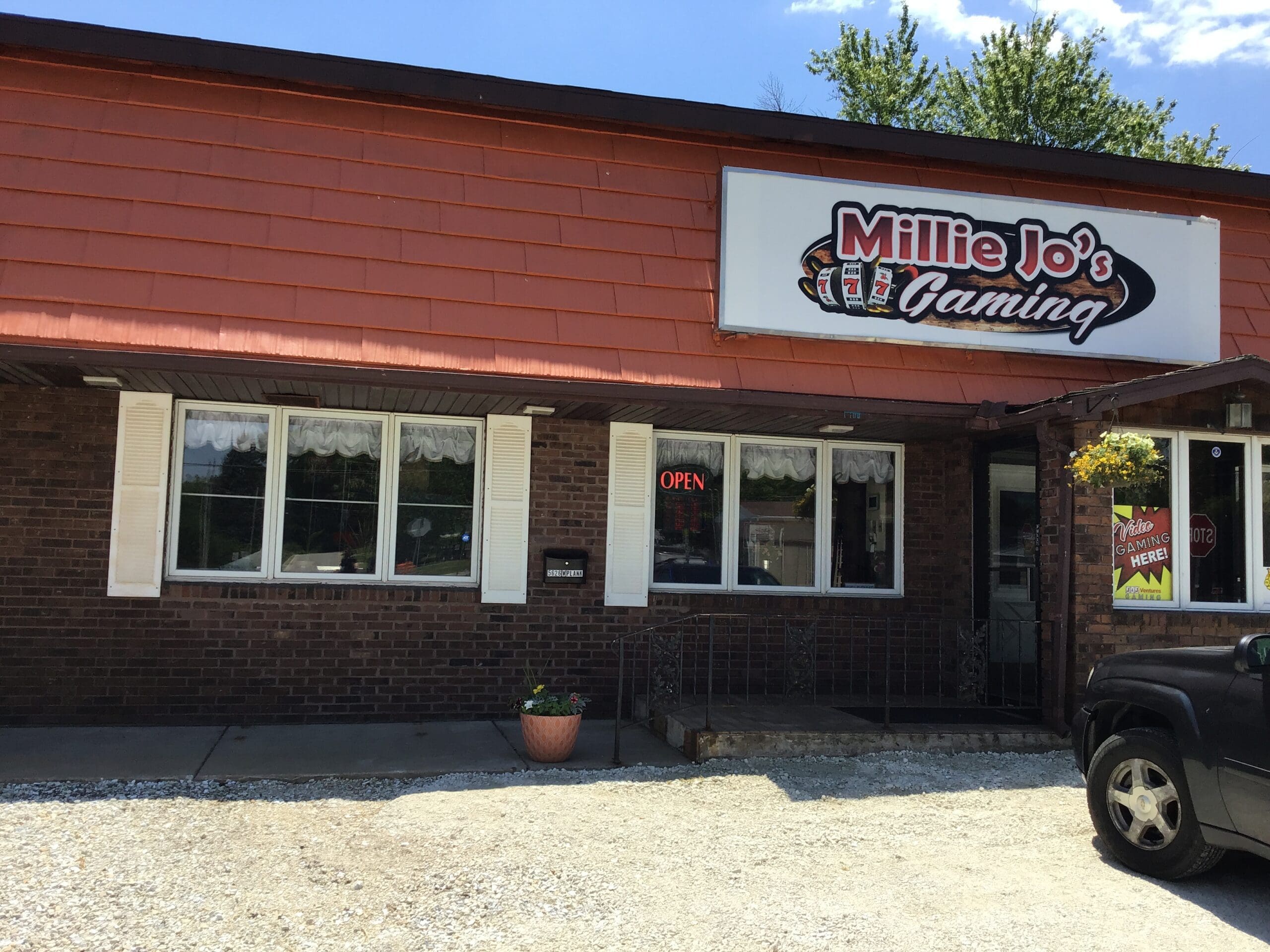 Video Gaming at Millie Jo in Bellevue, IL Video Gaming in Bellevue