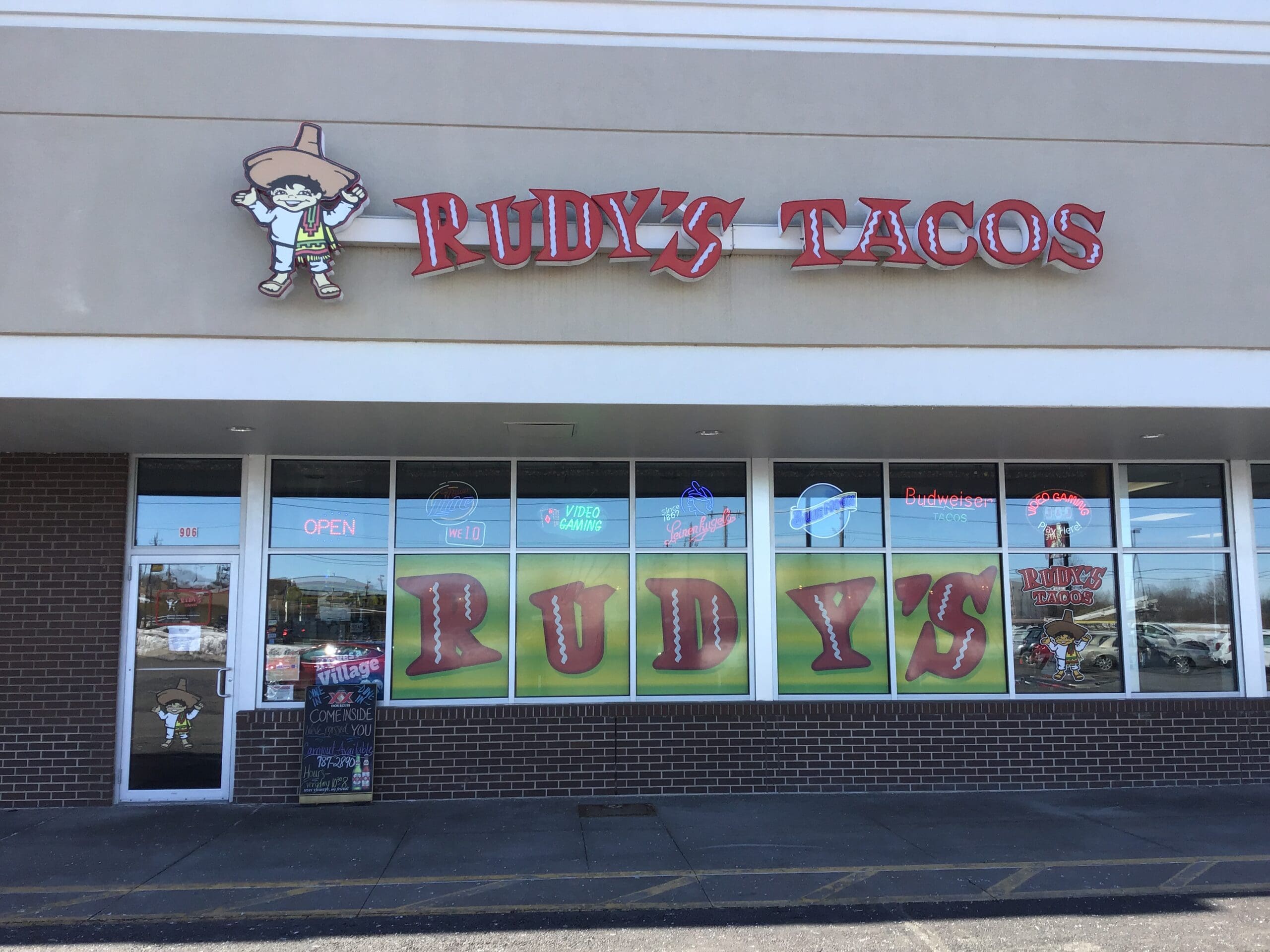 Video Gaming at Rudy’s Tacos in Milan, IL Video Gaming in Milan